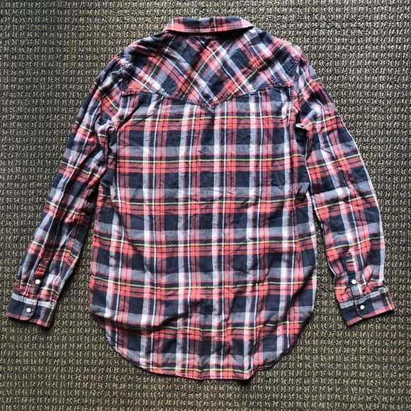 American Eagle boyfriend fit flannel - Picture 2 of 3